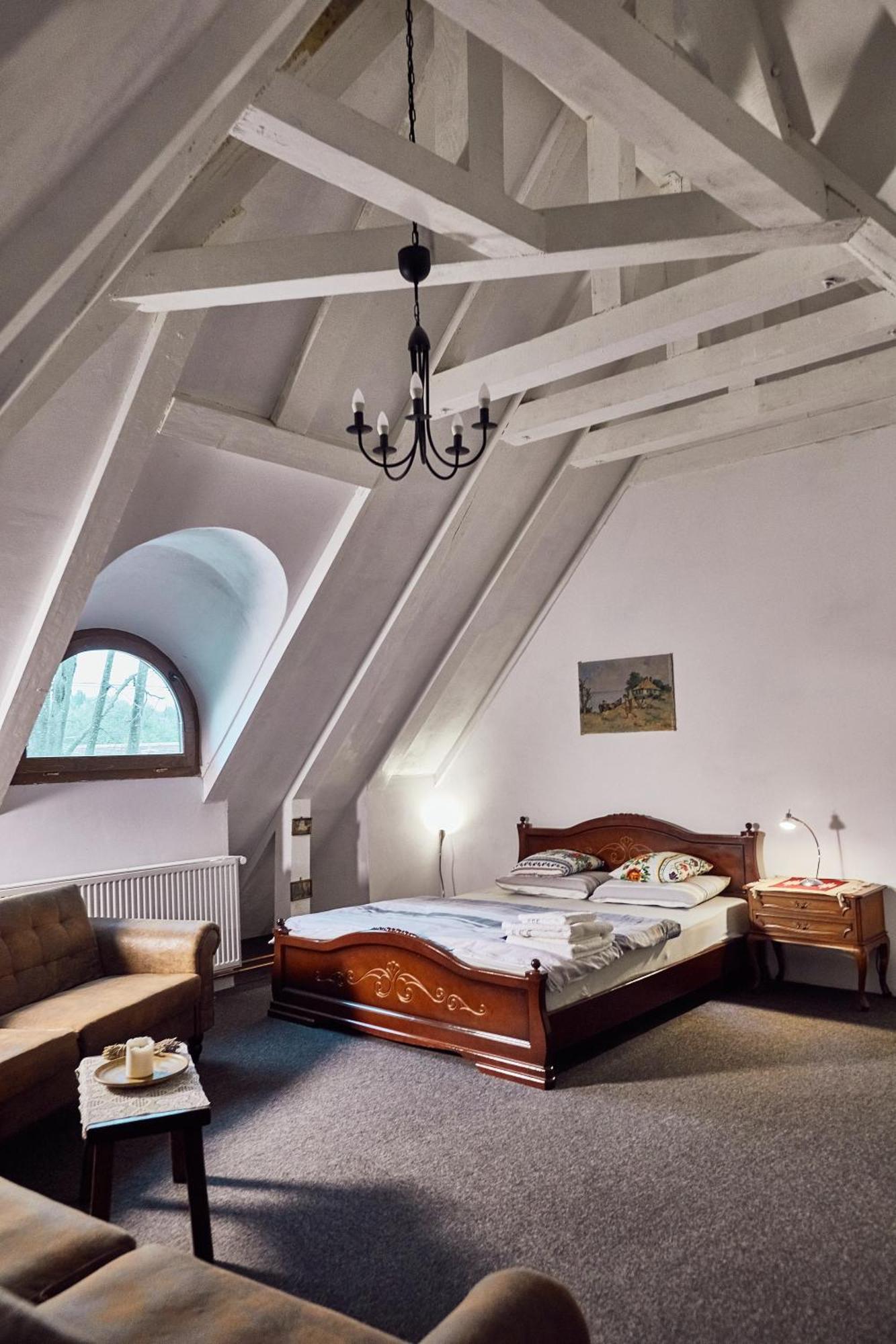 Отель Casa Thea Cheile Nerei Socolari Экстерьер фото